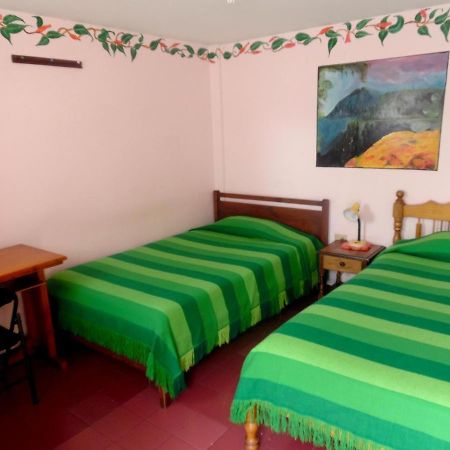 Hostal Rincon Del Turista Otavalo Exterior foto